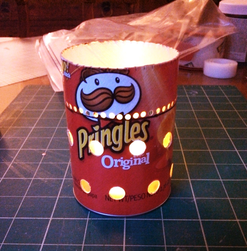 Illustration for article titled Upgrade Your Home with These Pringles Can Hacks